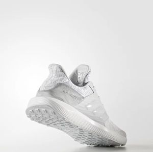 Adidas rapidaRUN